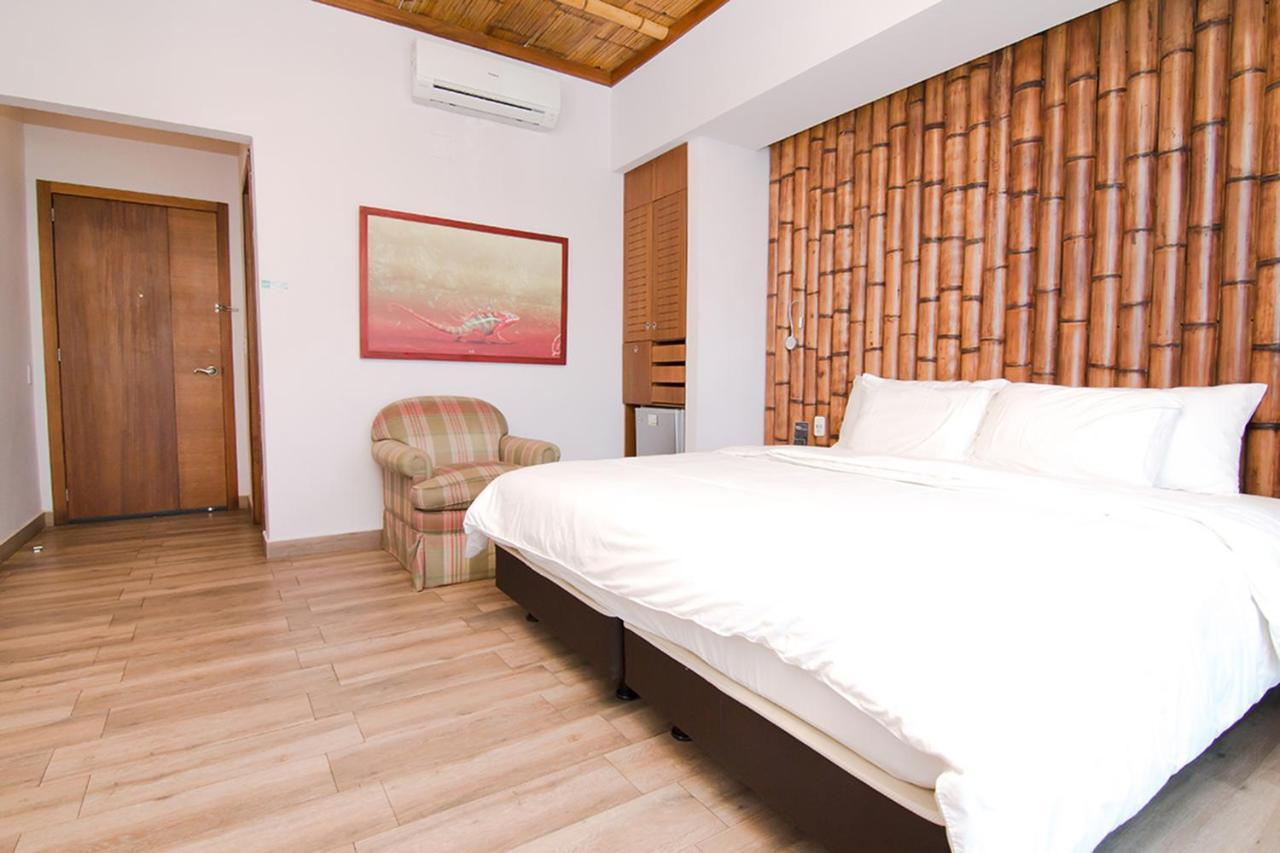 Nativa Bambu Ecolodge Montañita Exterior foto
