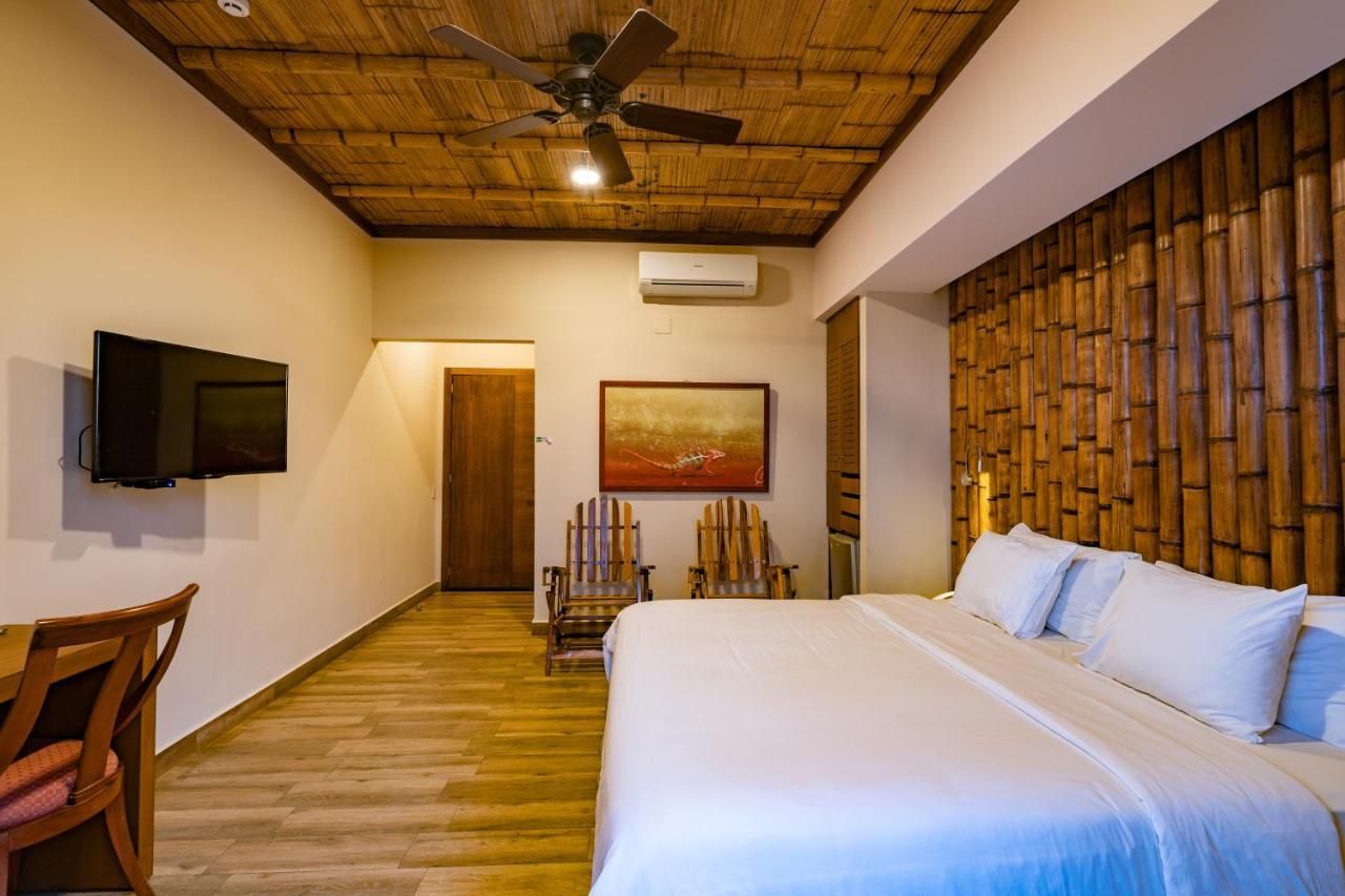 Nativa Bambu Ecolodge Montañita Exterior foto