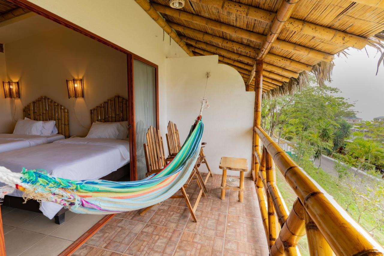 Nativa Bambu Ecolodge Montañita Exterior foto
